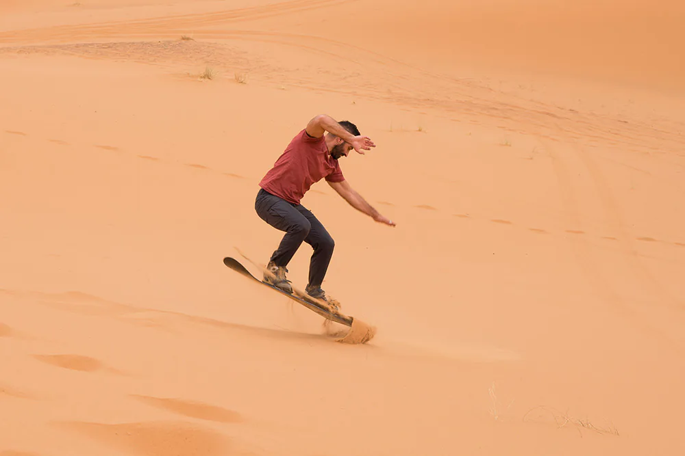 Sandboard at erg Chebbi